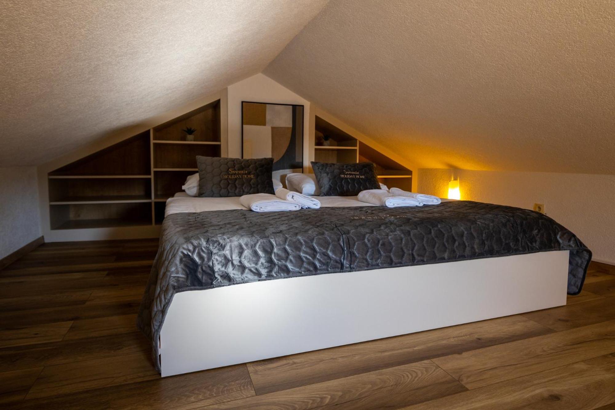 Holiday Home Svemir Drage Esterno foto